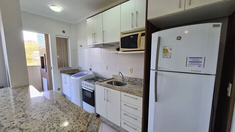 Apartamento a 250 metros da praia de bombas,ótimo preço