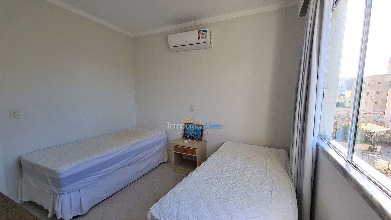Apartamento para aluguel de temporada em Bombinhas (Praia de Bombas)