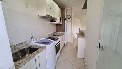 Apartamento a 250 metros da praia de bombas,ótimo preço