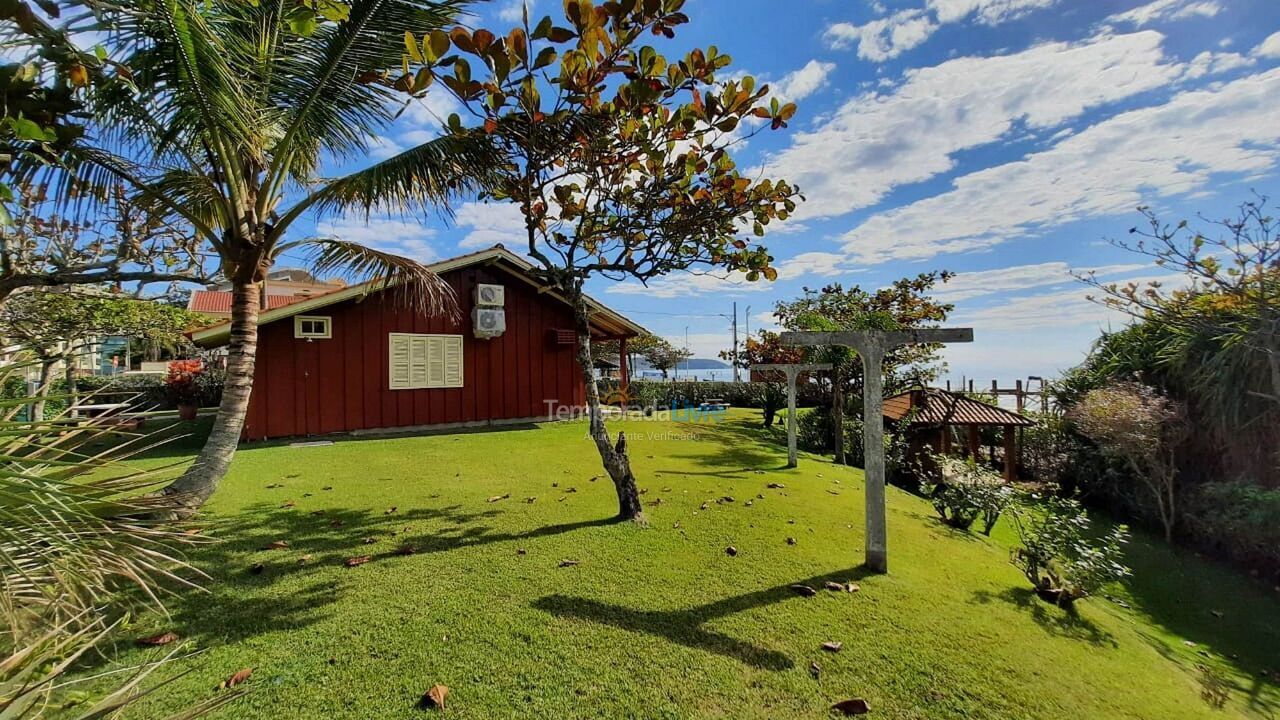 Casa para alquiler de vacaciones em Bombinhas (Praia de Bombas)
