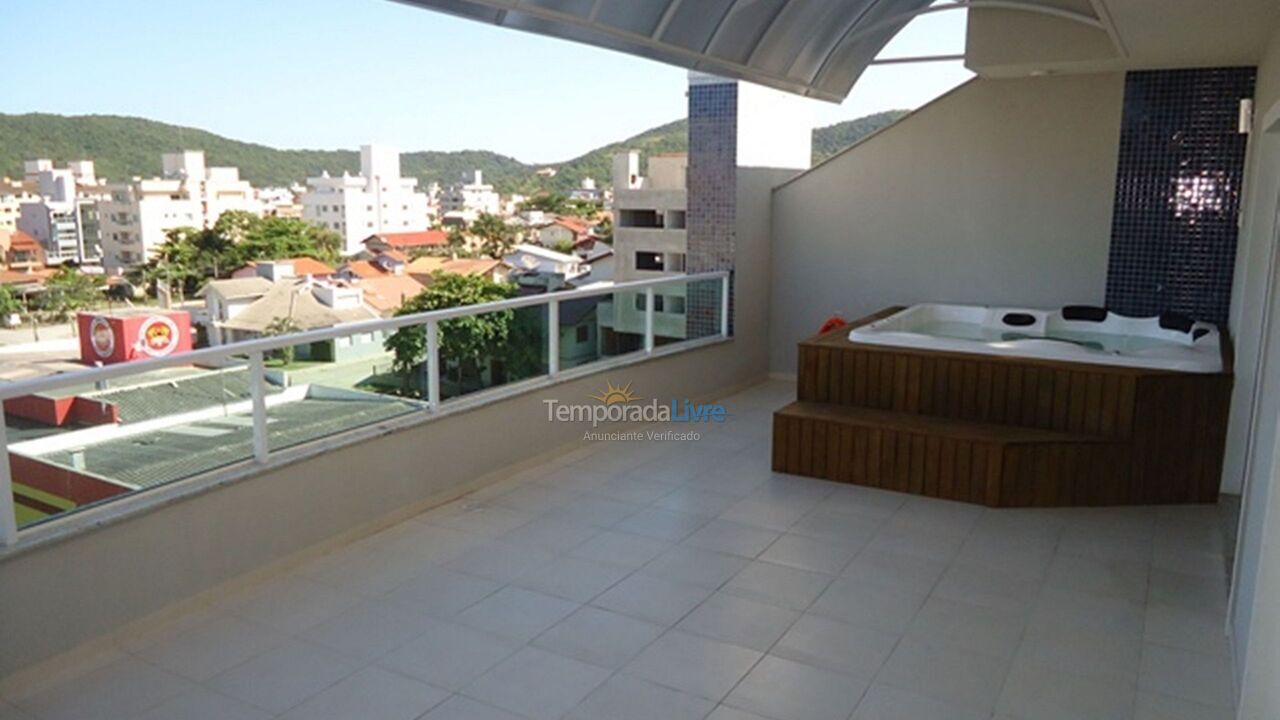 Apartamento para aluguel de temporada em Bombinhas (Praia de Bombas)