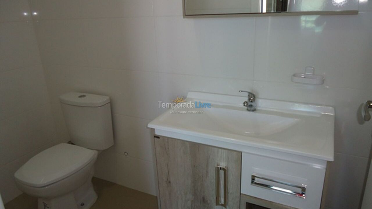 Apartamento para aluguel de temporada em Bombinhas (Praia de Bombas)