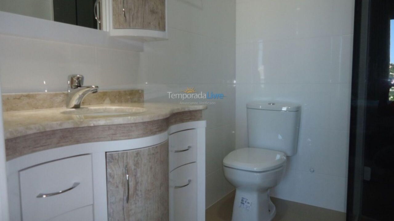 Apartamento para aluguel de temporada em Bombinhas (Praia de Bombas)