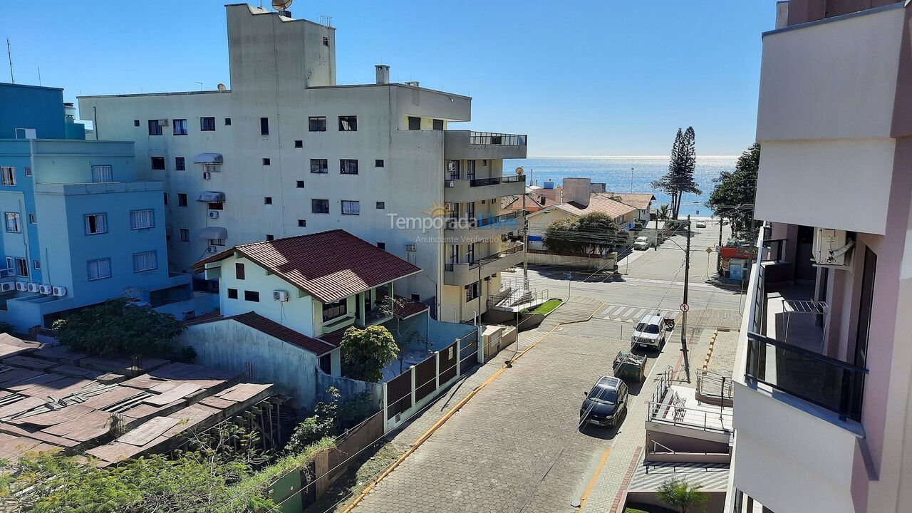 Apartamento para aluguel de temporada em Bombinhas (Praia de Bombas)