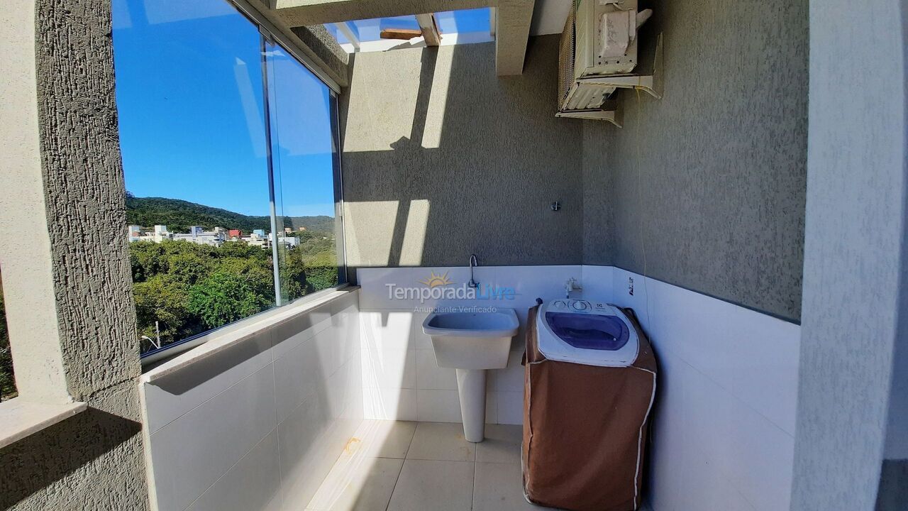 Apartamento para aluguel de temporada em Bombinhas (Praia de Bombas)