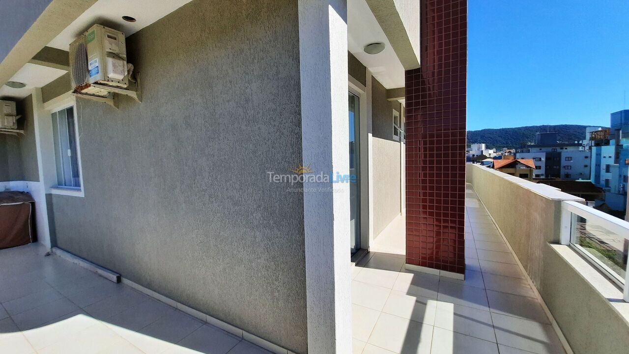 Apartamento para aluguel de temporada em Bombinhas (Praia de Bombas)