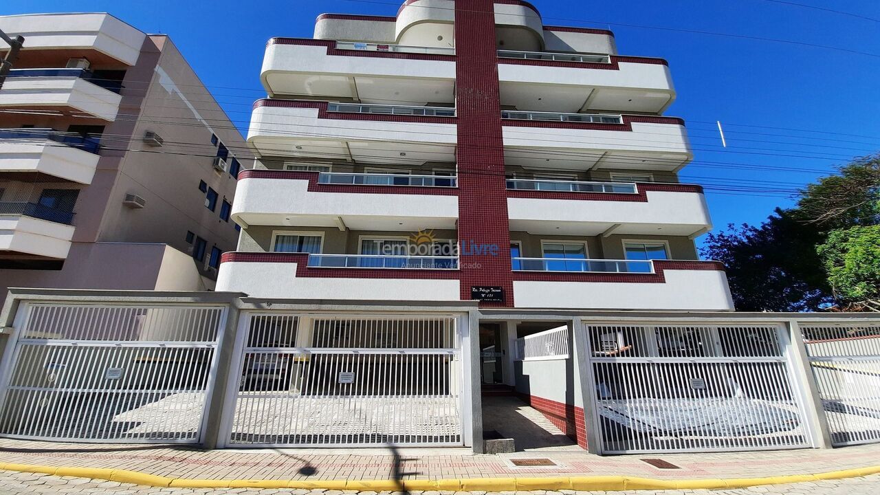 Apartamento para aluguel de temporada em Bombinhas (Praia de Bombas)