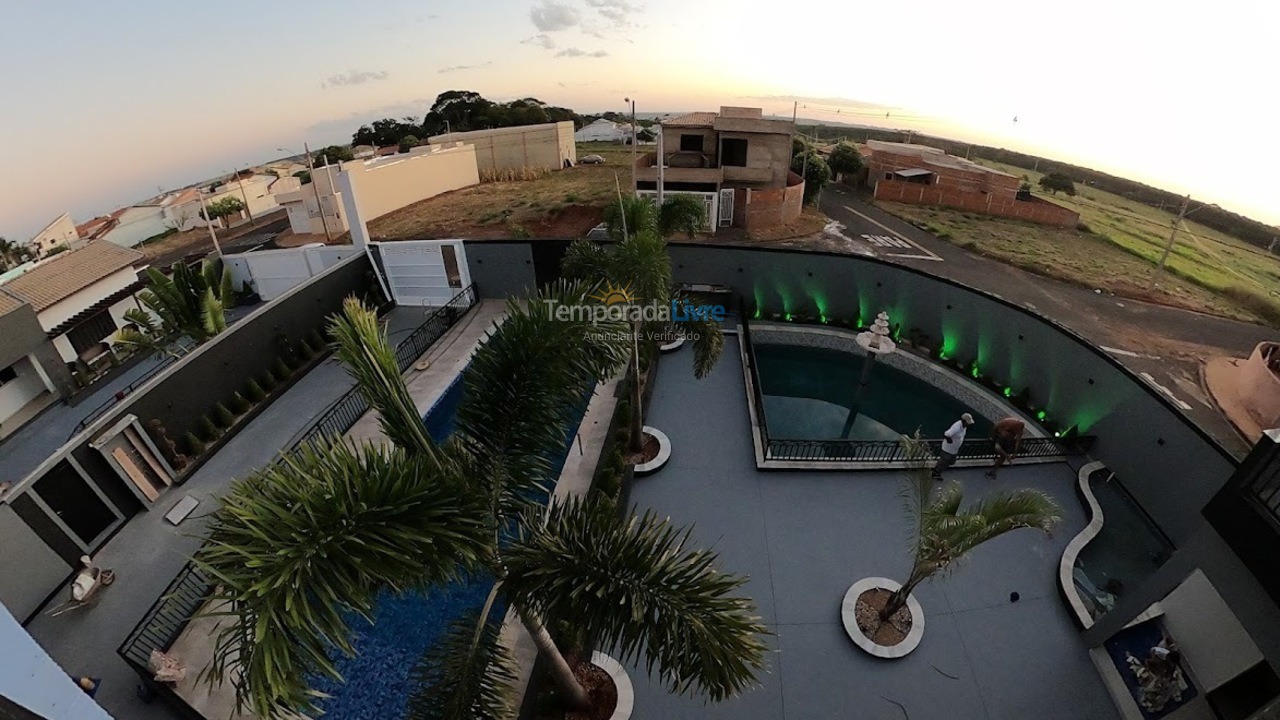 House for vacation rental in Ouroeste (Loteamento do Bosque)