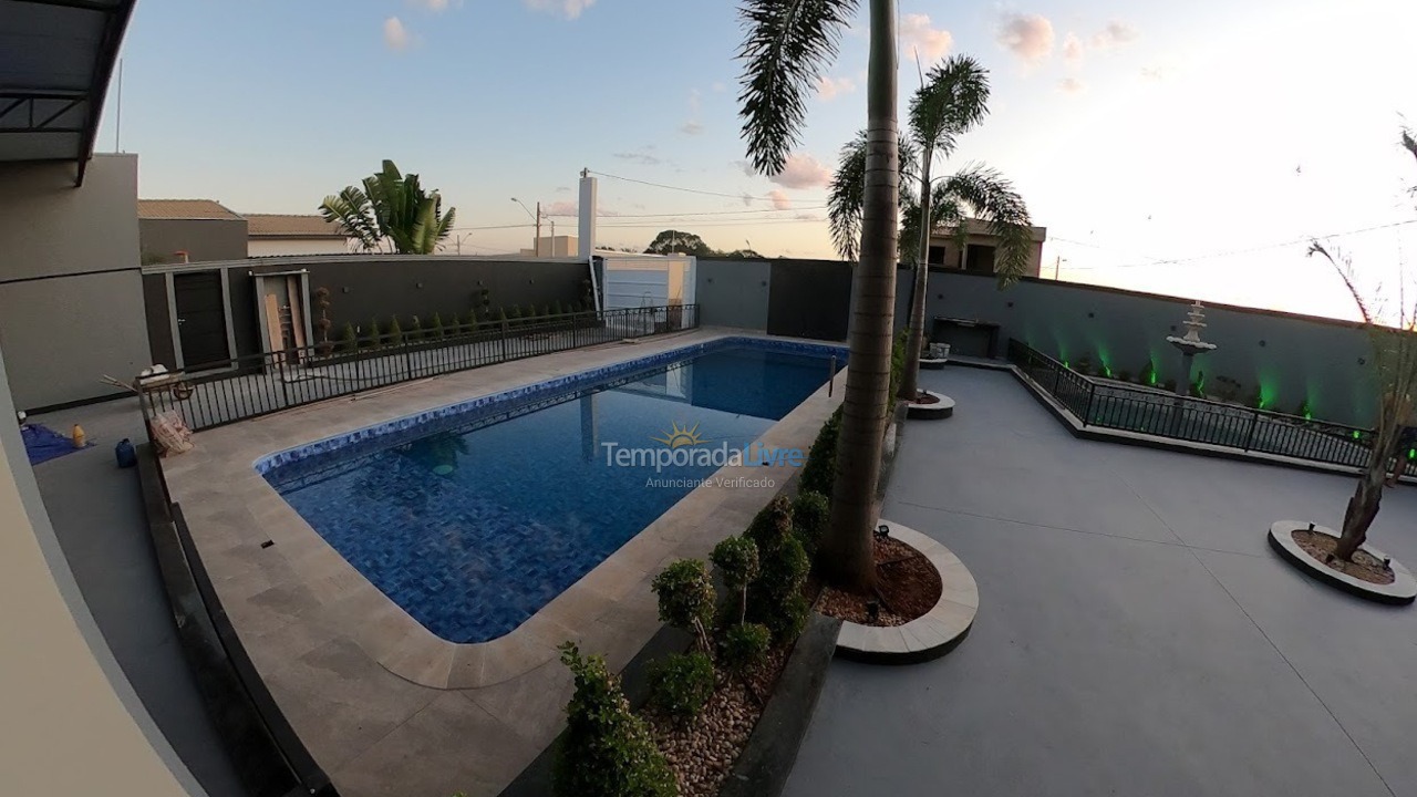 House for vacation rental in Ouroeste (Loteamento do Bosque)