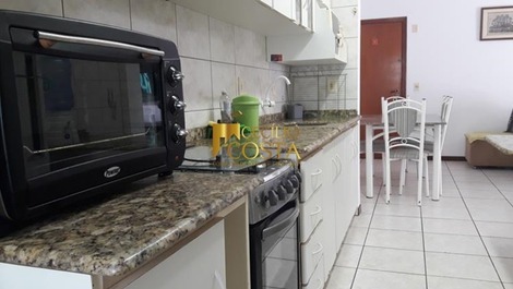 Great Apartment with 02 Bedrooms in Meia Praia - Itapema/SC