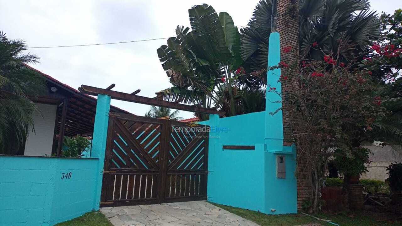 Casa para aluguel de temporada em Bertioga (Condominio Morada da Praia)