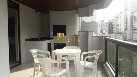 Ótimo Apartamento com 02 Dormitórios em Meia Praia - Itapema/SC