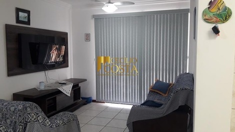 Ótimo Apartamento com 02 Dormitórios em Meia Praia - Itapema/SC