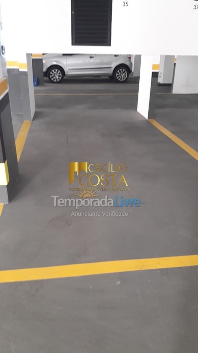 Apartamento para aluguel de temporada em Itapema (Meia Praia)
