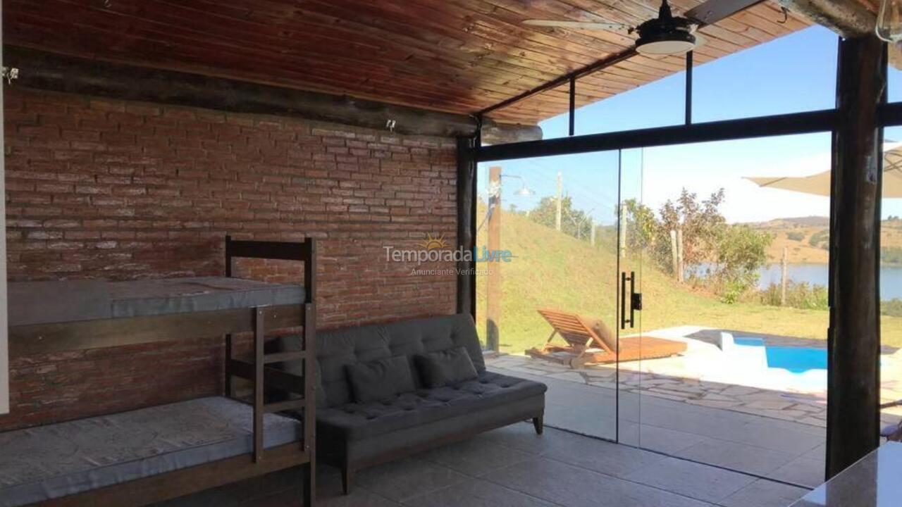 Casa para alquiler de vacaciones em Alexânia (Condominio Interlagos)