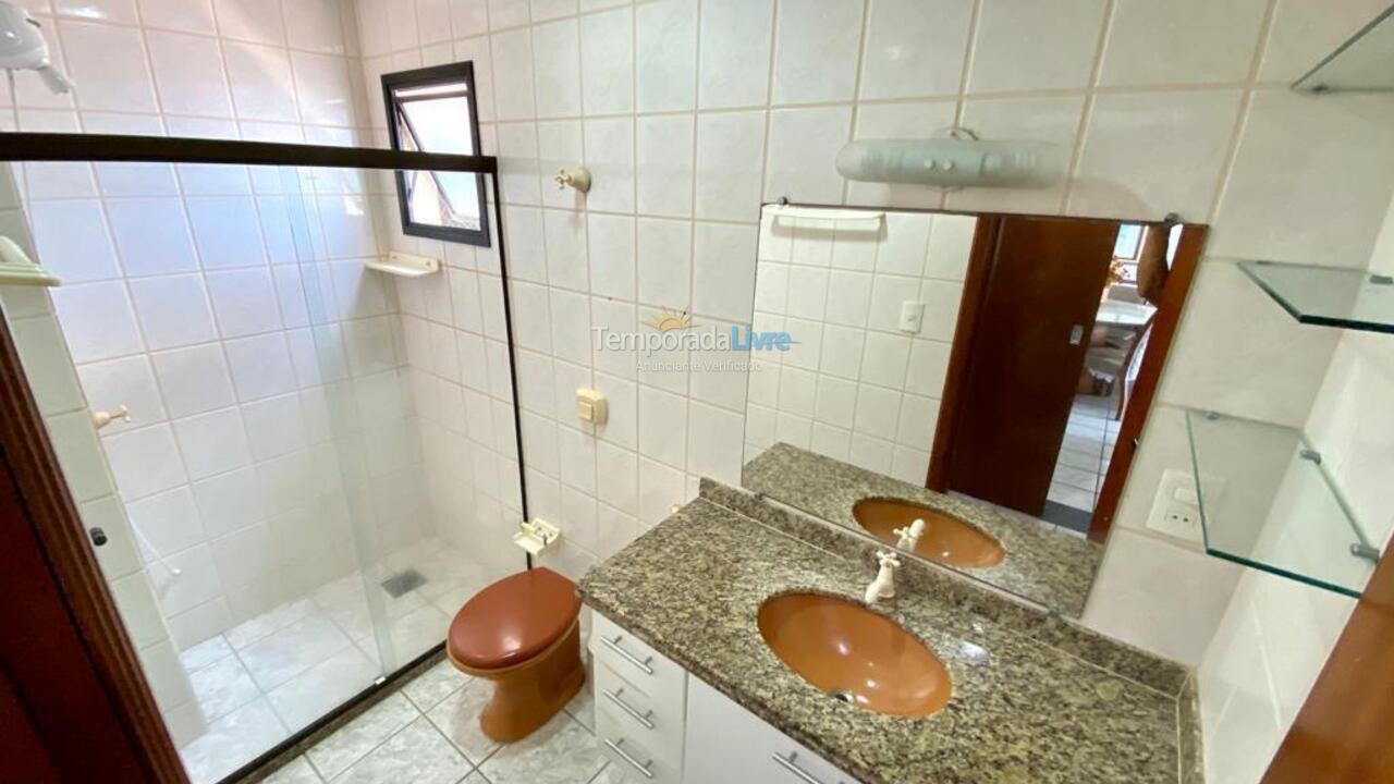 Apartamento para aluguel de temporada em Guarapari (Praia do Morro)