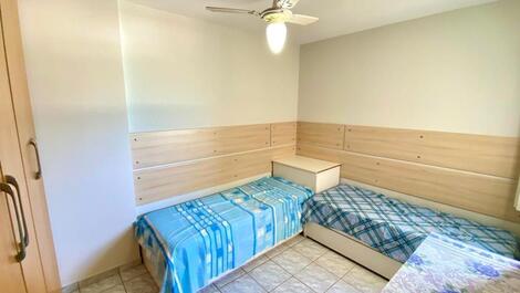 Apto frente mar 3qts, sendo 1 suíte e 1 GAR + wi fi