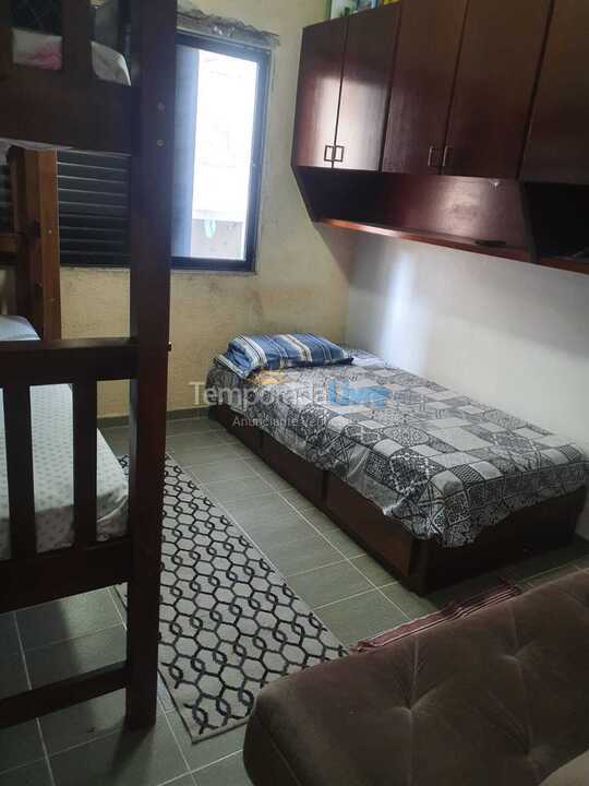 Apartamento para aluguel de temporada em Praia Grande (Praia do Caiçara)