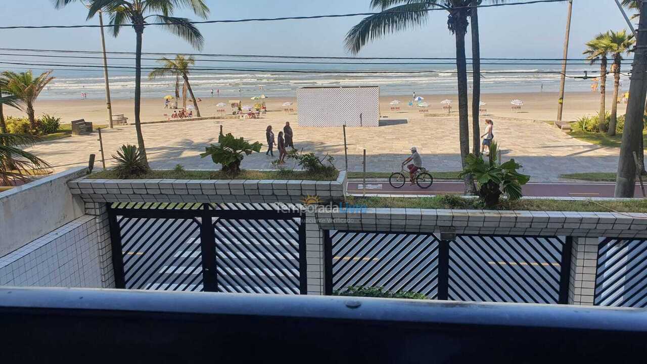 Apartamento para aluguel de temporada em Praia Grande (Praia do Caiçara)