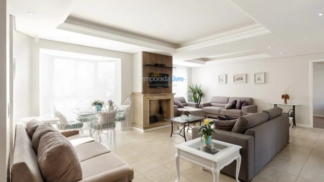 House for vacation rental in Florianopolis (Jurerê Internacional)