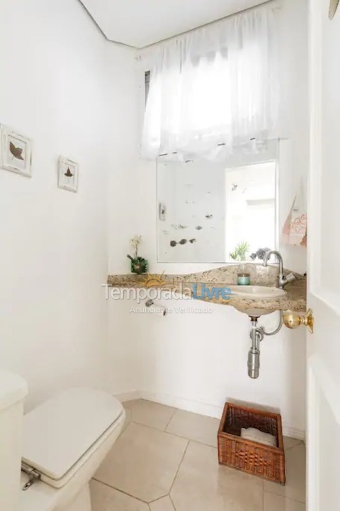 House for vacation rental in Florianopolis (Jurerê Internacional)