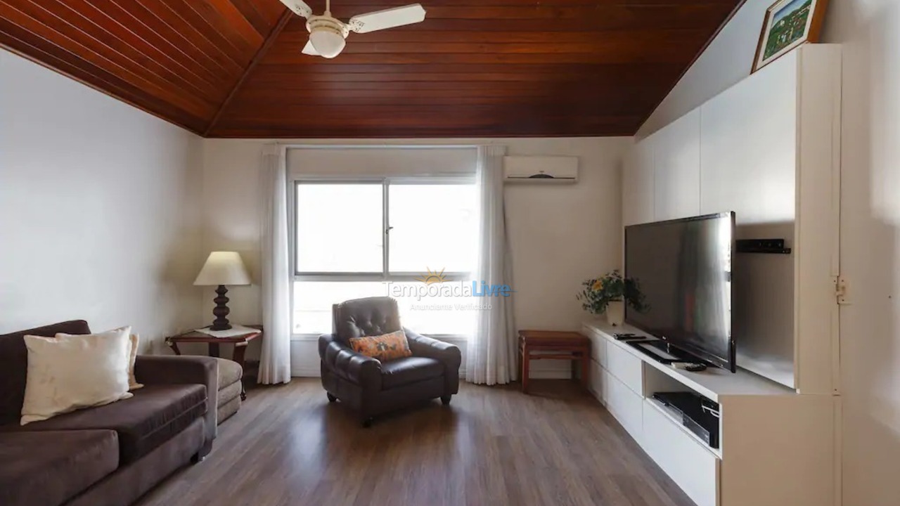 House for vacation rental in Florianopolis (Jurerê Internacional)