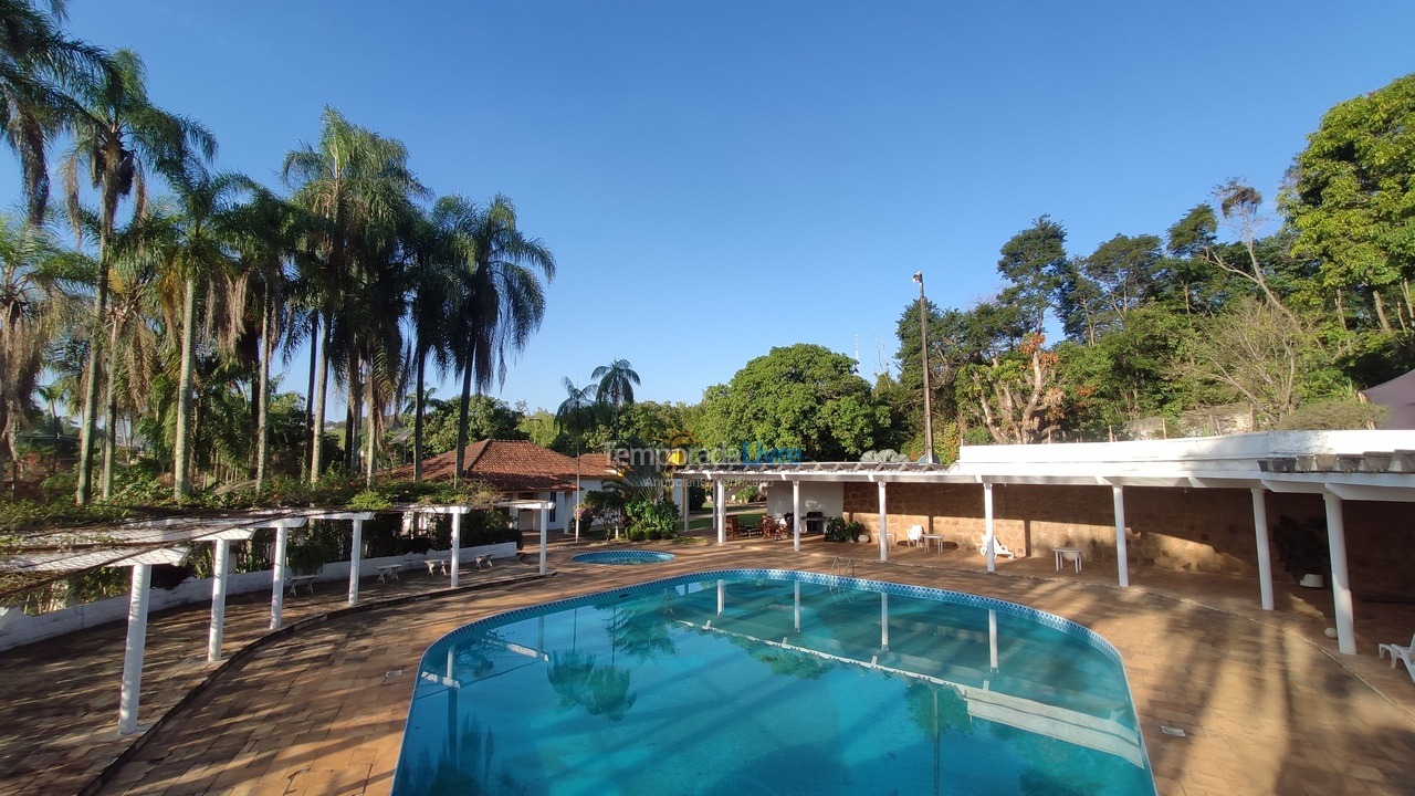 Casa para aluguel de temporada em Atibaia (Bairro do Tanque)
