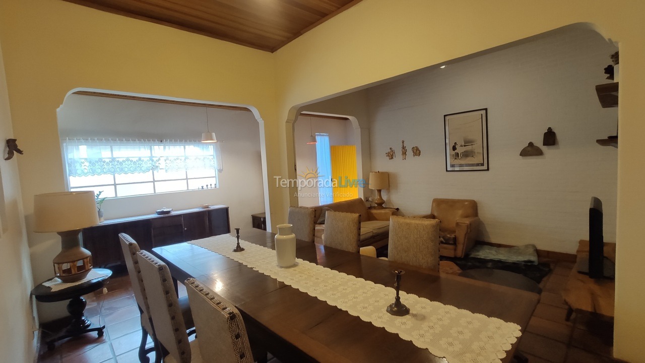 Casa para aluguel de temporada em Atibaia (Bairro do Tanque)