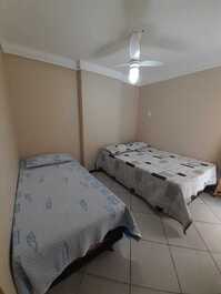 Apto Beira Mar.,c/3 Qtos C/1suítes, C/1gar. Vista