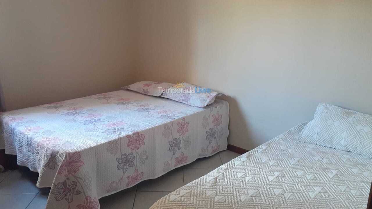Apartamento para aluguel de temporada em Guarapari (Praia do Morro)