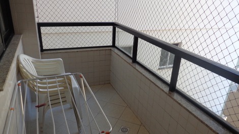 Apt 2.Qtos.C/1suites. C/AR.COND, C/1GAR. Balcony W/WIFI