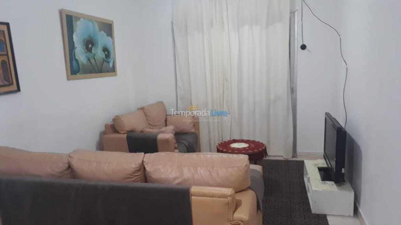 Apartamento para aluguel de temporada em Guarujá (Enseada)