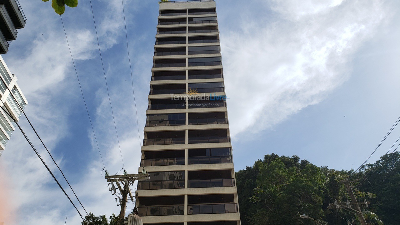 Apartment for vacation rental in Guarujá (Pitangueiras)