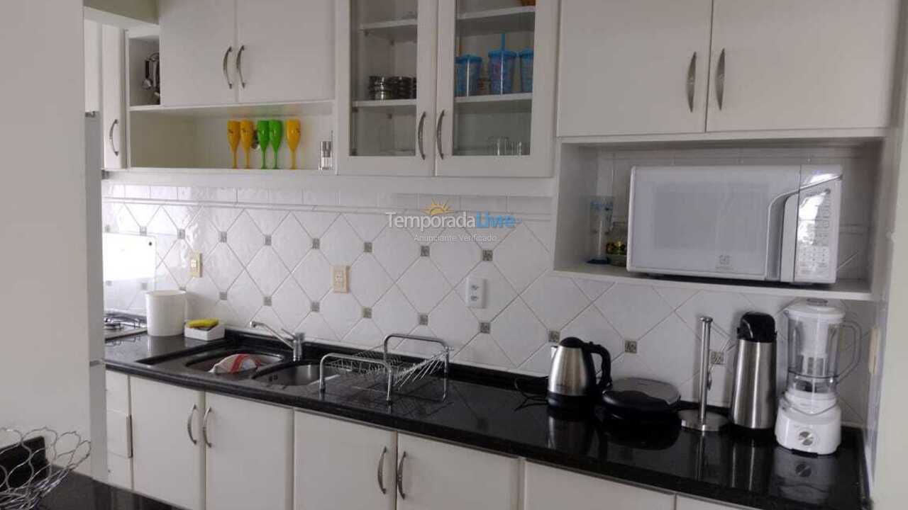 Apartamento para aluguel de temporada em Florianopolis (Canasvieiras)