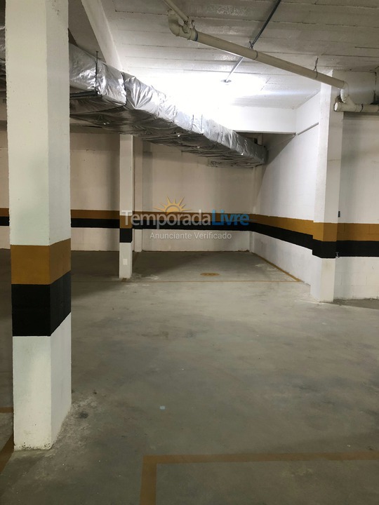 Apartment for vacation rental in Ubatuba (Praia das Toninhas)