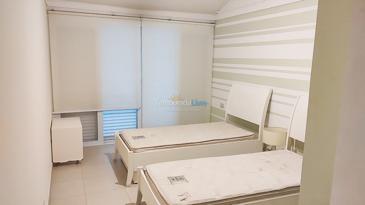 Casa para aluguel de temporada em Bertioga (Riviera de São Lourenço)