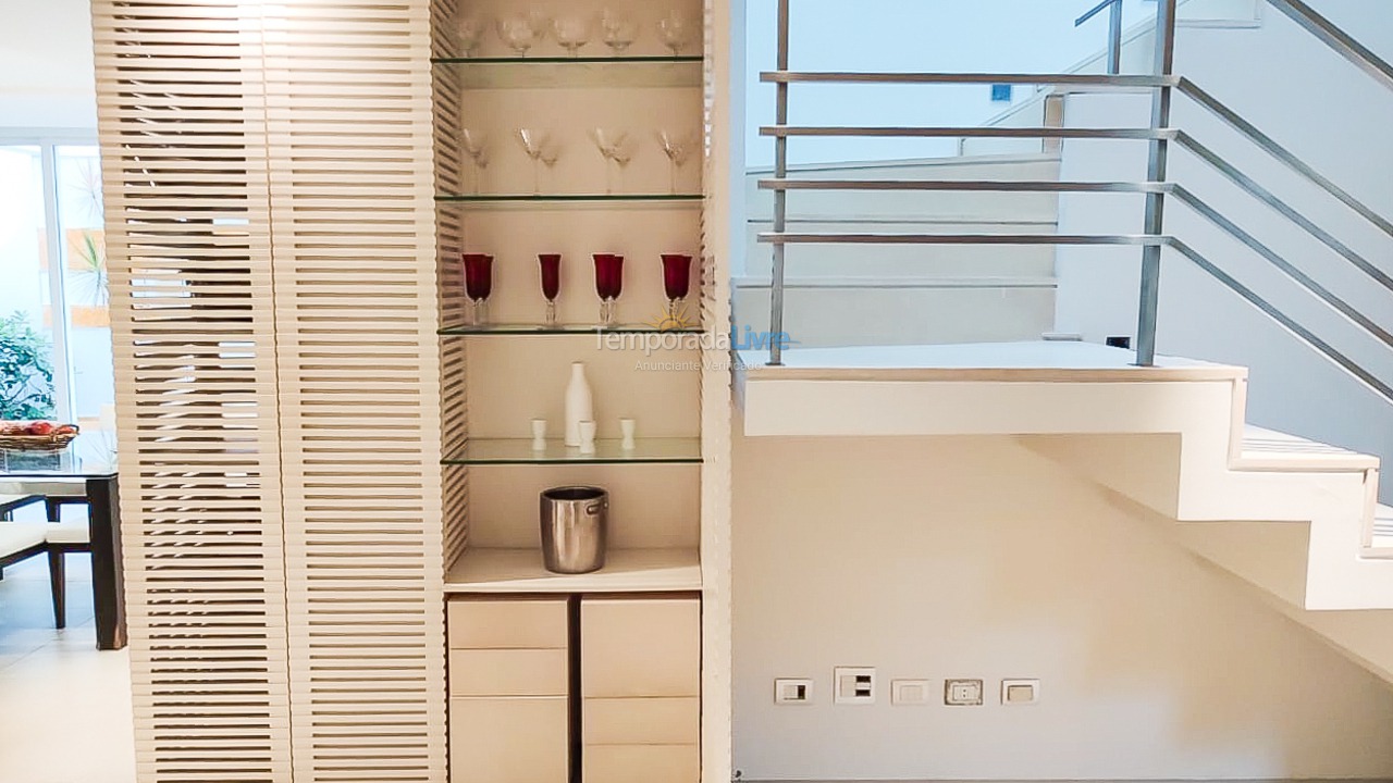 Casa para aluguel de temporada em Bertioga (Riviera de São Lourenço)