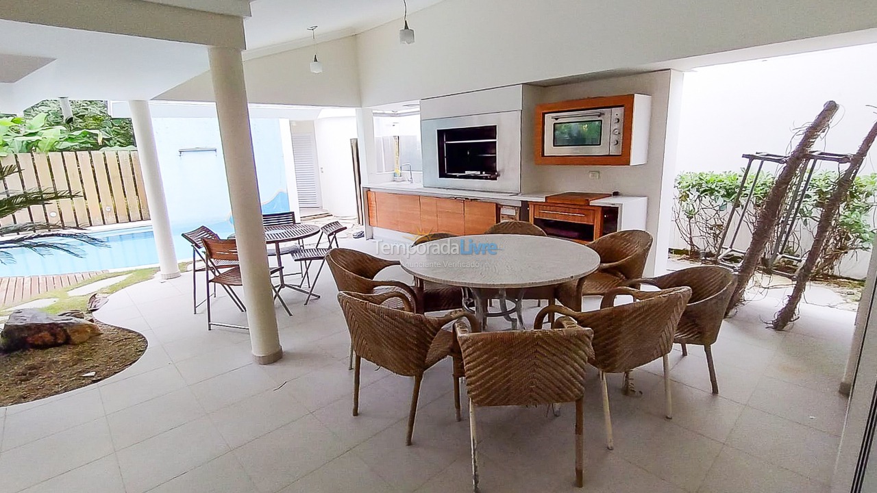 Casa para aluguel de temporada em Bertioga (Riviera de São Lourenço)