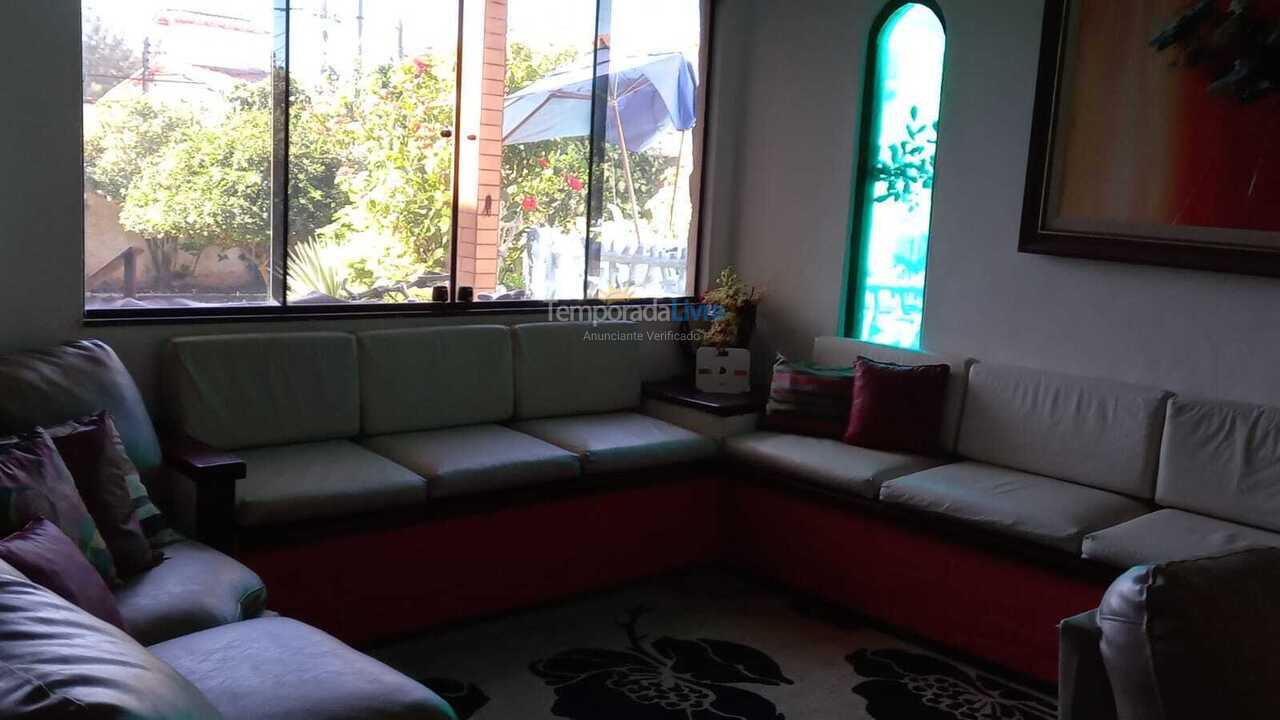 Casa para alquiler de vacaciones em Cabo Frio (Peró)