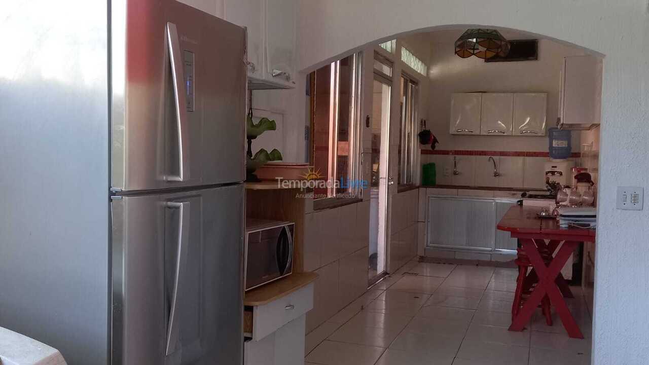 Casa para alquiler de vacaciones em Cabo Frio (Peró)