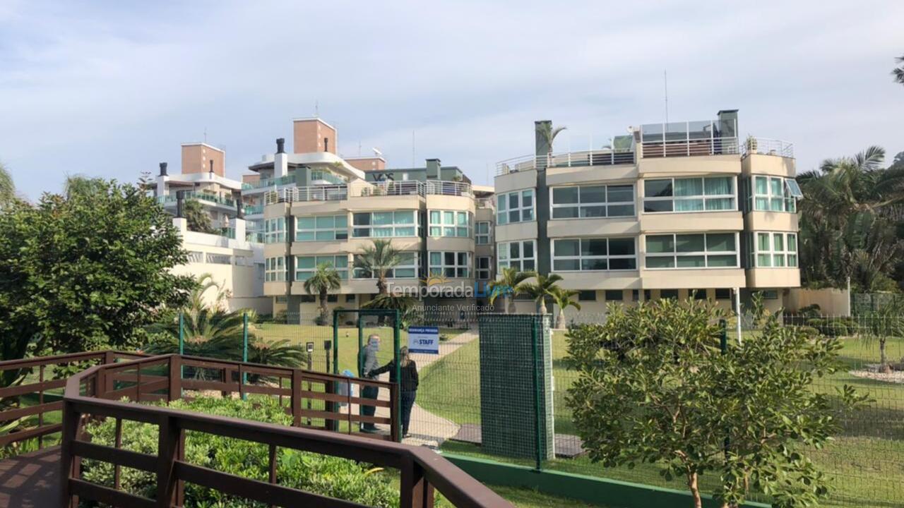 Apartamento para alquiler de vacaciones em Bombinhas (Praia de Bombas)