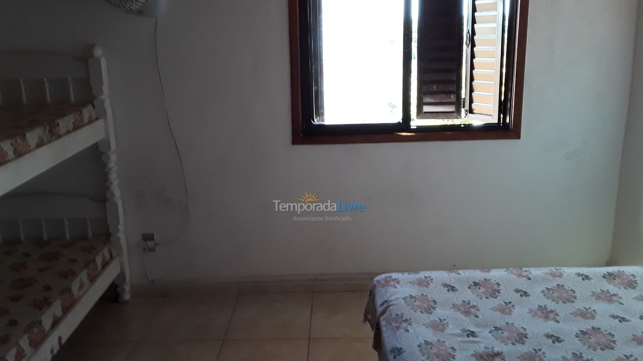 Casa para aluguel de temporada em Cabo Frio (Peró)
