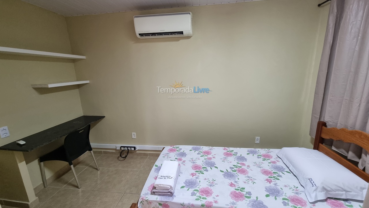Casa para aluguel de temporada em Fortaleza (Cidade dos Funcionários)