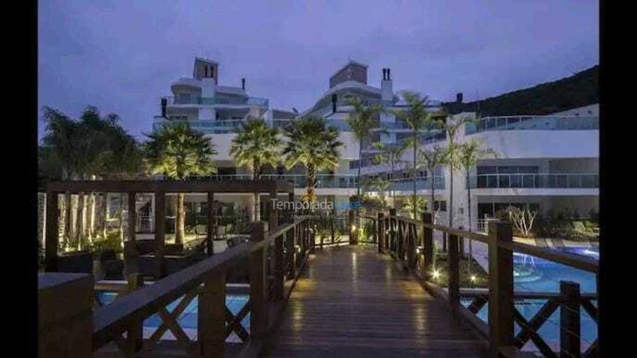 Apartment for vacation rental in Bombinhas (Praia de Bombas)