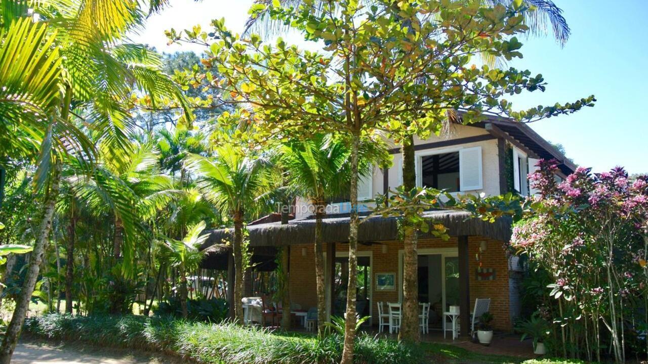 Casa para alquiler de vacaciones em São Sebastião (Praia da Baleia)