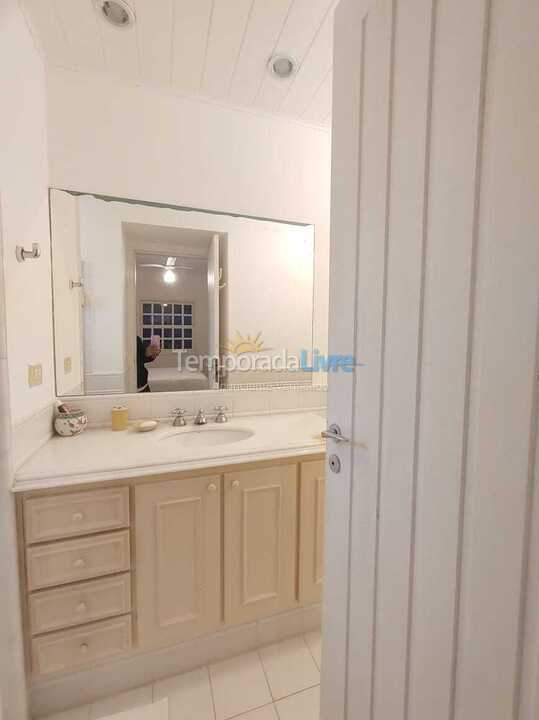 Casa para alquiler de vacaciones em São Sebastião (Praia da Baleia)