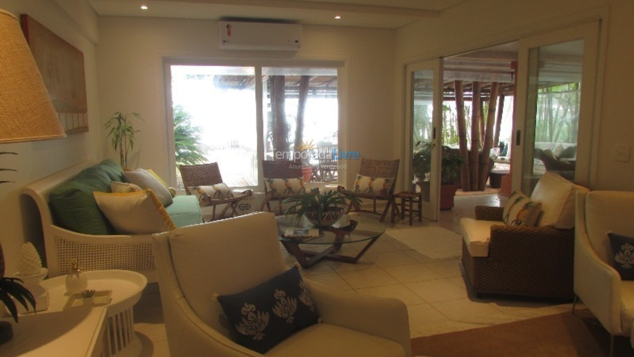 Casa para alquiler de vacaciones em São Sebastião (Praia da Baleia)