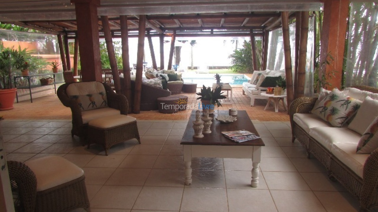 Casa para alquiler de vacaciones em São Sebastião (Praia da Baleia)