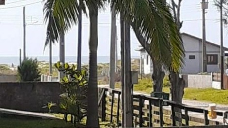 Casa 100m da Praia | Sinuca | Churrasqueira