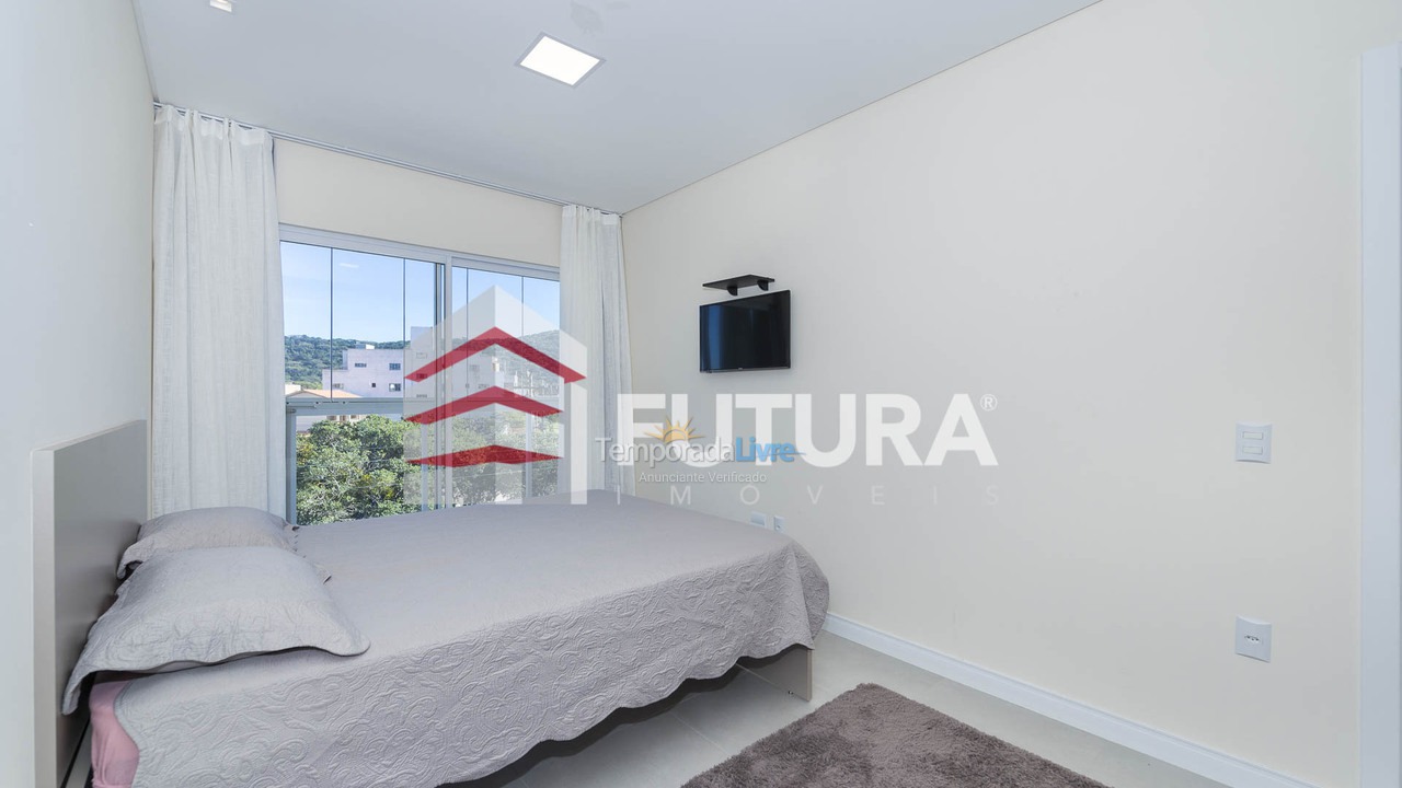 Apartment for vacation rental in Bombinhas (Mariscal)